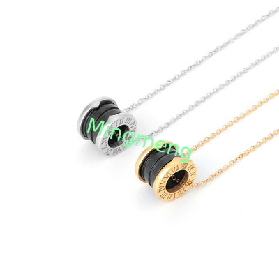 Collar de oro de acero inoxidable, lujo ligero, collar de clavícula de alta gama, temperamento, diseño de alta gama para mujeres, cadena de clavícula, nuevo estilo