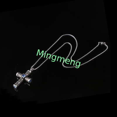 Explosivo retro de acero inoxidable fundido cruz de zircón punk nuevo colgante de moda