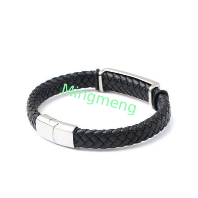 Expresa tu individualidad con nuestro brazalete de cráneo de acero inoxidable resistente a la corrosión y fuerte