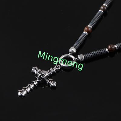 Colgante de la cruz de la calavera de acero inoxidable, europeo y americano transfronterizo de moda novio collar colgante etiqueta